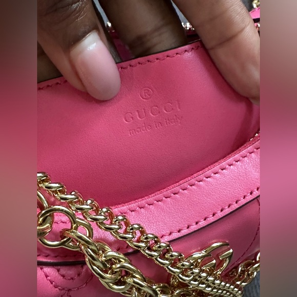 Gucci GG Quilted Shoulder Bag with Gold Chain Straps - Picture 7 of 10